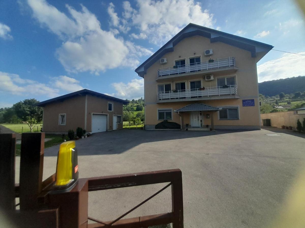 River Bank Apartments & Castle View Bihac Ngoại thất bức ảnh