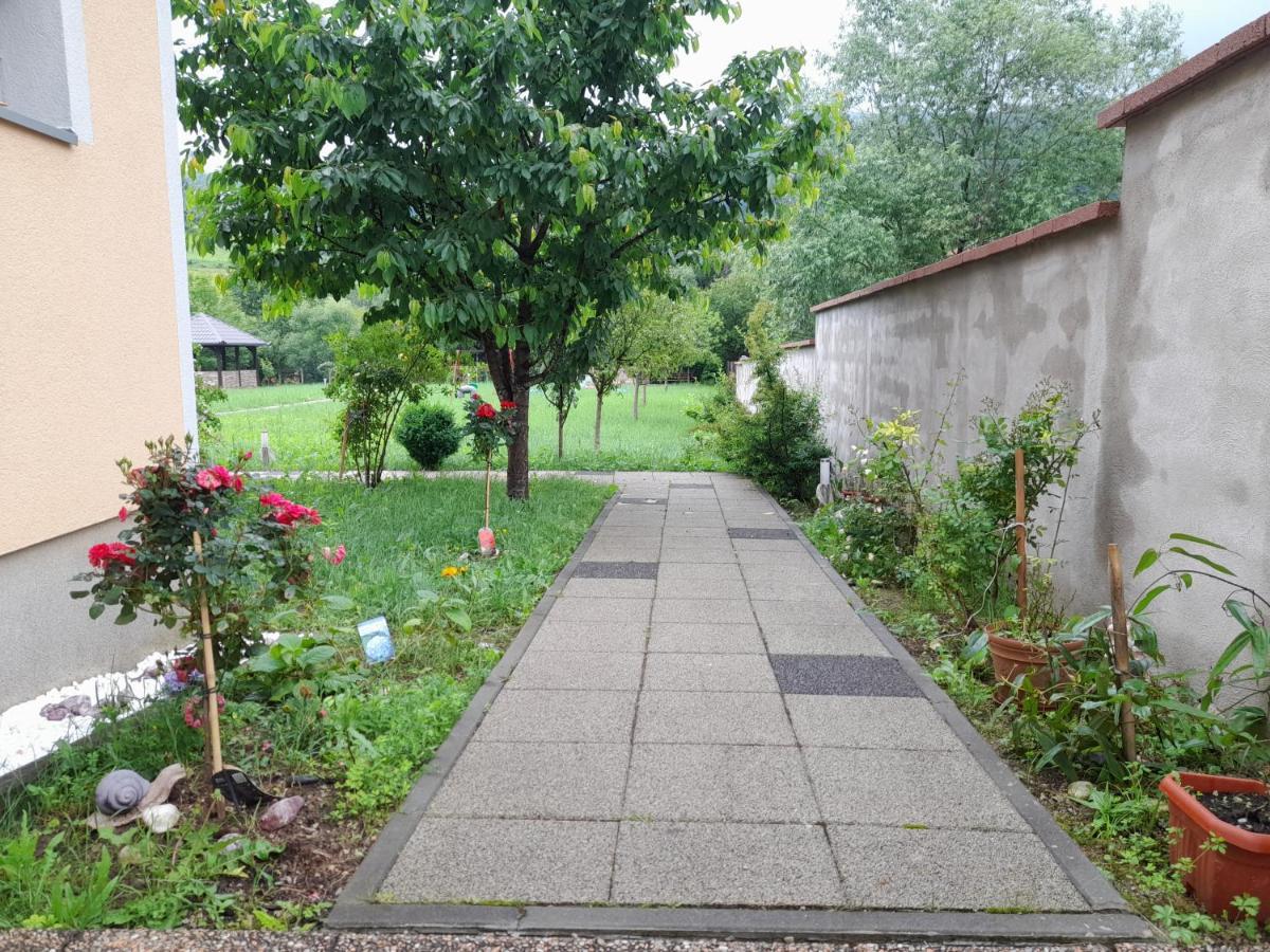 River Bank Apartments & Castle View Bihac Ngoại thất bức ảnh